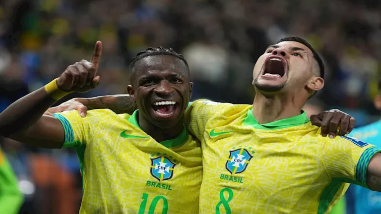 فينيسيوس جونيور يقود البرازيل نحو التأهل لكأس العالم 2026