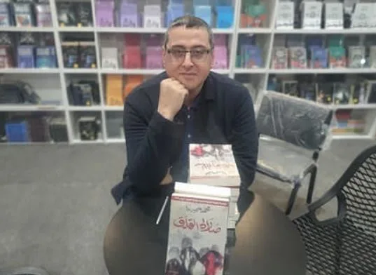 محمد سمير ندا: القلق عنصر أساسي في بناء الهوية العربية.. وشعرت بالنجاح بعد نيل جائزة البوكر محمد سمير ندا: القلق عنصر أساسي في بناء الهوية العربية.. وشعرت بالنجاح بعد نيل جائزة البوكر