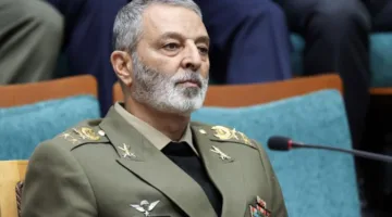 قائد جديد للجيش الإيراني: ‘موسوي’ يحل محل ‘عقل الاستخبارات’