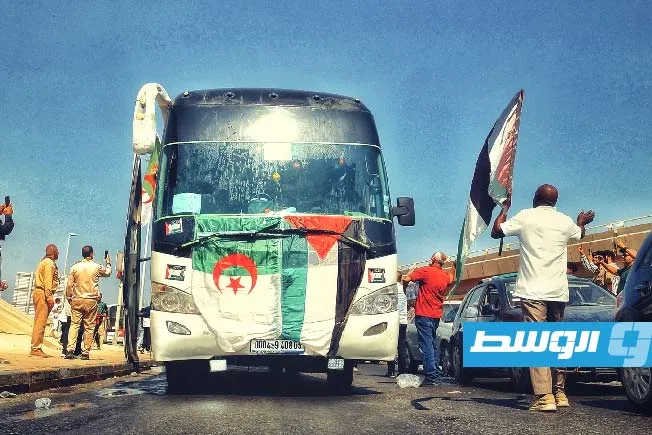 “قافلة الصمود”: لا نتبنى أي أيديولوجية سياسية.. ونسعى لدخول مصر بعد الحصول على إذن من السلطات. “قافلة الصمود”: لا نتبنى أي أيديولوجية سياسية.. ونسعى لدخول مصر بعد الحصول على إذن من السلطات.