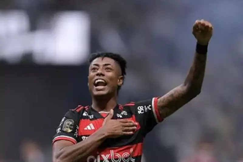 قبل انطلاق كأس العالم للأندية.. تقارير: لاعب فلامنجو يواجه خطر السجن بتهمة الاحتيال والنصب قبل انطلاق كأس العالم للأندية.. تقارير: لاعب فلامنجو يواجه خطر السجن بتهمة الاحتيال والنصب