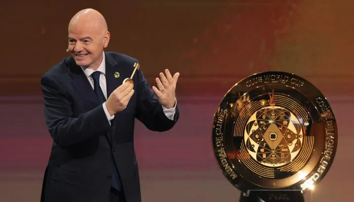قبل مواجهة الأهلي وإنتر ميامي.. توتر يسيطر على الفيفا قبل مواجهة الأهلي وإنتر ميامي.. توتر يسيطر على الفيفا