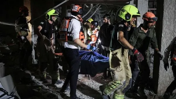 قتيلان وأكثر من 90 جريحًا نتيجة الهجمات الصاروخية الإيرانية على إسرائيل قتيلان وأكثر من 90 جريحًا نتيجة الهجمات الصاروخية الإيرانية على إسرائيل