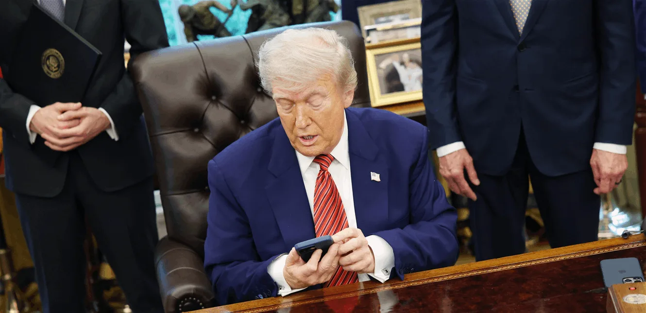 قريبًا.. قد يكون هاتفك الجديد مزودًا بنظام Trump Mobile قريبًا.. قد يكون هاتفك الجديد مزودًا بنظام Trump Mobile