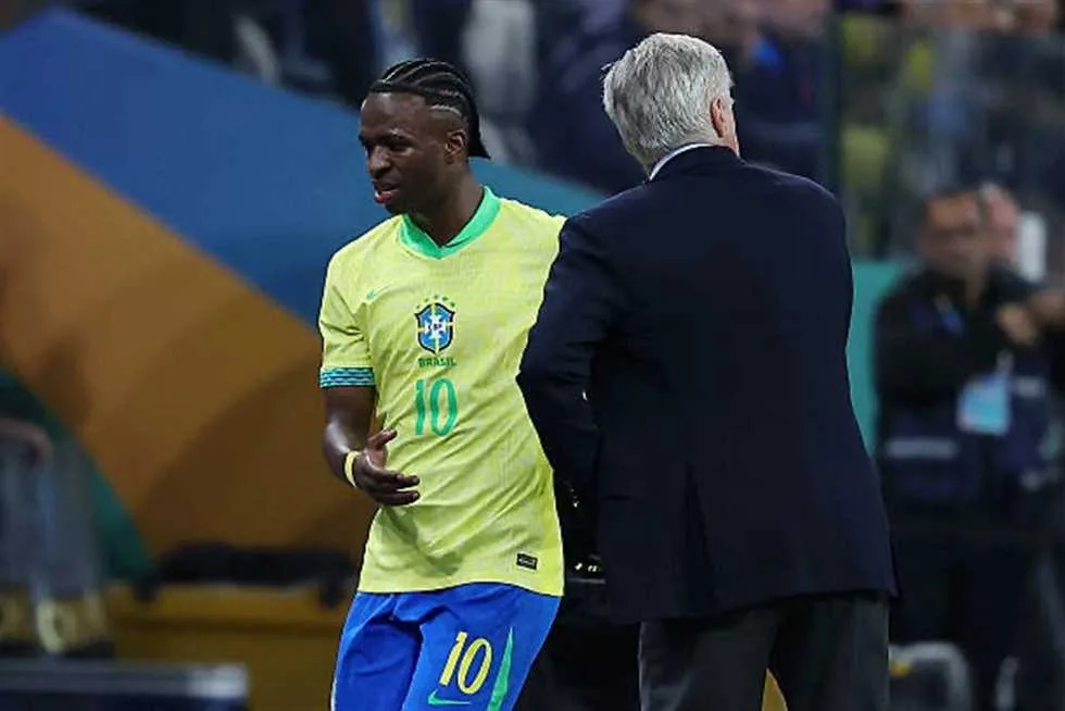 قلق في ريال مدريد إثر إصابة فينيسيوس قبل كأس العالم للأندية.. أخبار إيجابية للهلال قلق في ريال مدريد إثر إصابة فينيسيوس قبل كأس العالم للأندية.. أخبار إيجابية للهلال