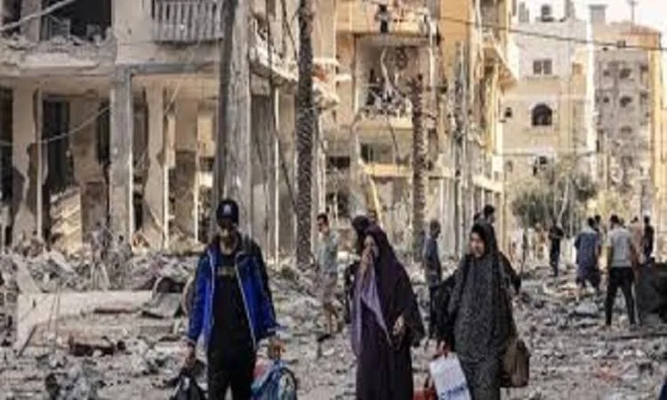 قوات الاحتلال تُبلغ سكان أحياء شرق مدينة غزة بضرورة الإخلاء قوات الاحتلال تُبلغ سكان أحياء شرق مدينة غزة بضرورة الإخلاء