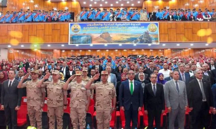 قوات الدفاع الشعبي والعسكري تقوم بعدد من الفعاليات لتعزيز المجتمع المدني قوات الدفاع الشعبي والعسكري تقوم بعدد من الفعاليات لتعزيز المجتمع المدني