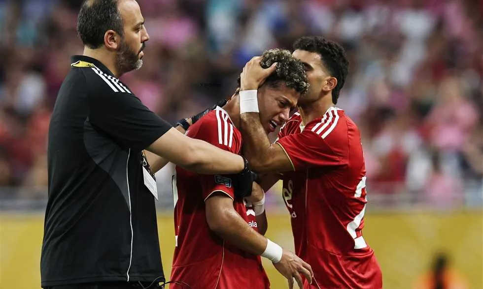 كأس العالم للأندية – انسحاب إمام باكيا ونقله إلى المستشفى.. وزيزو يشارك في أول مباراة مع الأهلي كأس العالم للأندية – انسحاب إمام باكيا ونقله إلى المستشفى.. وزيزو يشارك في أول مباراة مع الأهلي
