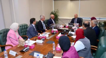 “كامل الوزير”: تطوير خطة لإنشاء مجمع صناعي شامل لتوطين تصنيع مكونات الجسور والأنفاق