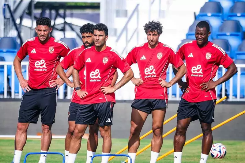 كاميرا ‘يلا كورة’ تتابع تحضيرات الأهلي لملاقاة إنتر ميامي (فيديو) كاميرا ‘يلا كورة’ تتابع تحضيرات الأهلي لملاقاة إنتر ميامي (فيديو)