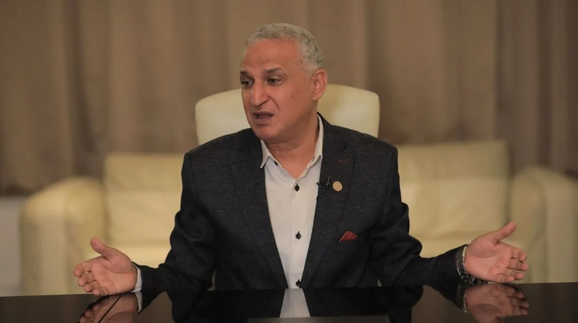 كبير علماء الآثار يرفض محتوى “نهاية الفراعنة”: مضلل وغير دقيق ومثير للشكوك كبير علماء الآثار يرفض محتوى “نهاية الفراعنة”: مضلل وغير دقيق ومثير للشكوك