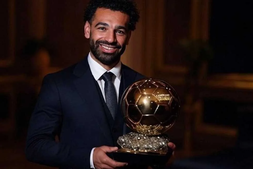 كل ما تحتاج معرفته عن ترتيب جائزة الكرة الذهبية 2025: موعد الحفل وموقع محمد صلاح في الترتيب