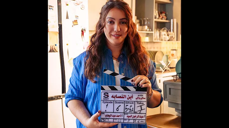 كندة علوش تجهز لتصوير خلفيات مسلسل “ابن النصابة” كندة علوش تجهز لتصوير خلفيات مسلسل “ابن النصابة”