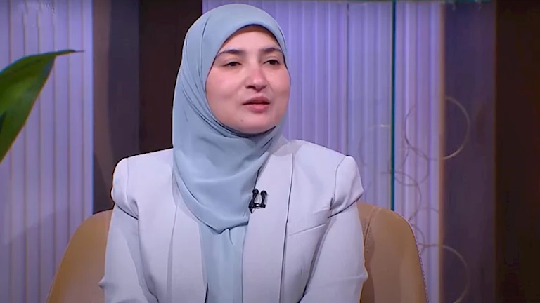 كيف تدير المرأة وقتها بين العبادة والالتزامات اليومية؟.. تصريح من عضو بمركز الأزهر كيف تدير المرأة وقتها بين العبادة والالتزامات اليومية؟.. تصريح من عضو بمركز الأزهر