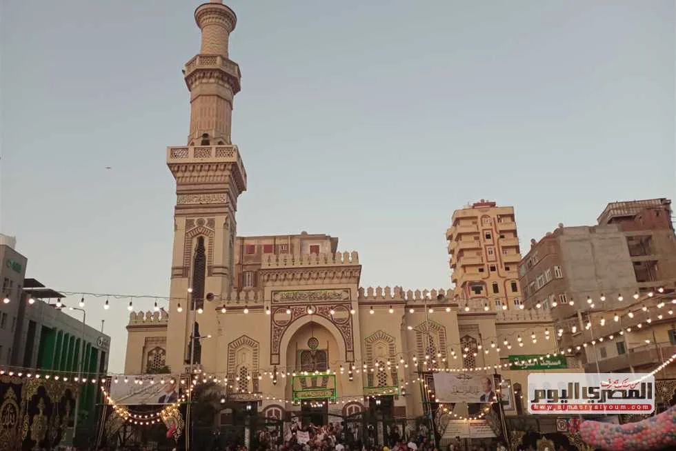 كيفية أداء صلاة العيد: عدد الركعات، التكبيرات، والخطوات بالتفصيل كيفية أداء صلاة العيد: عدد الركعات، التكبيرات، والخطوات بالتفصيل