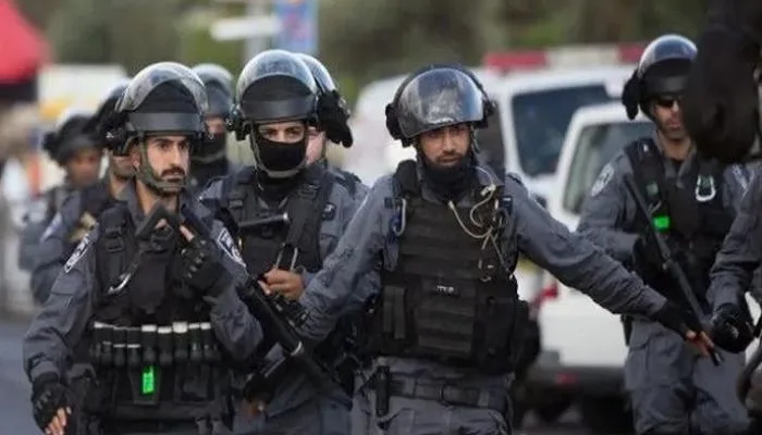 لأول مرة منذ اندلاع الحرب.. الاحتلال الإسرائيلي يعتقل يهوديين بتهمة التعاون مع إيران لأول مرة منذ اندلاع الحرب.. الاحتلال الإسرائيلي يعتقل يهوديين بتهمة التعاون مع إيران