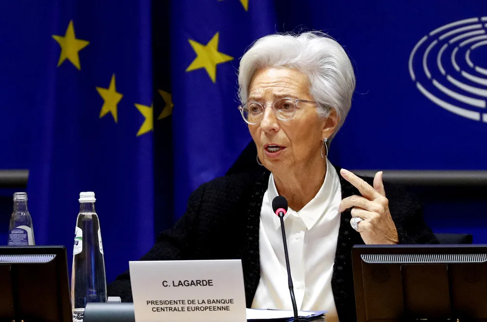 لاجارد: تحقيق هدف التضخم للمركزي الأوروبي بنسبة 2% أصبح وشيكًا لاجارد: تحقيق هدف التضخم للمركزي الأوروبي بنسبة 2% أصبح وشيكًا