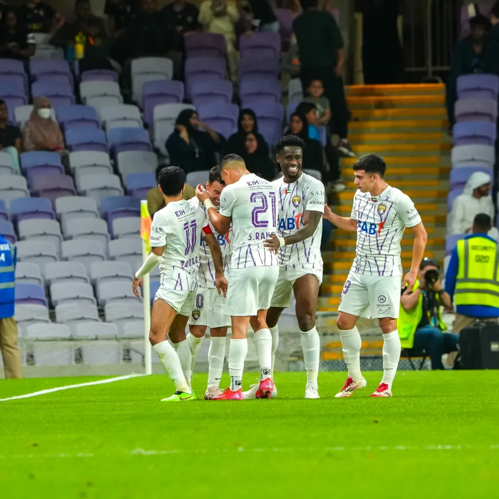 لاعب يوفنتوس يتعرض لإصابة خطيرة أمام العين لاعب يوفنتوس يتعرض لإصابة خطيرة أمام العين