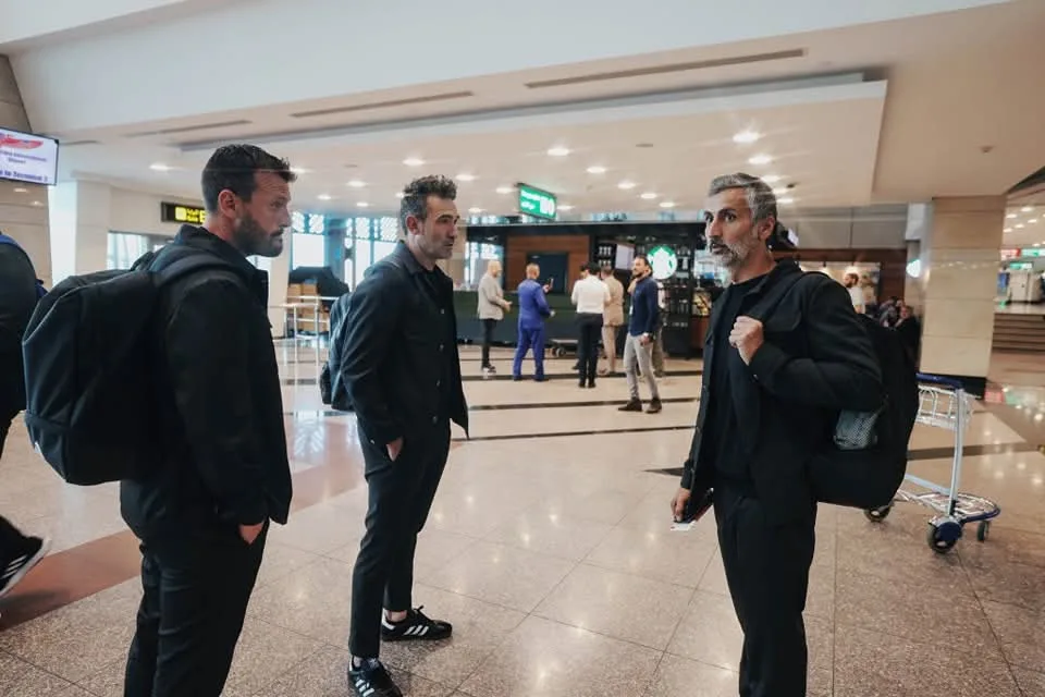 لاعبو الأهلي يبرزون بشكل لافت قبل رحلتهم إلى كأس العالم للأندية (صور) لاعبو الأهلي يبرزون بشكل لافت قبل رحلتهم إلى كأس العالم للأندية (صور)