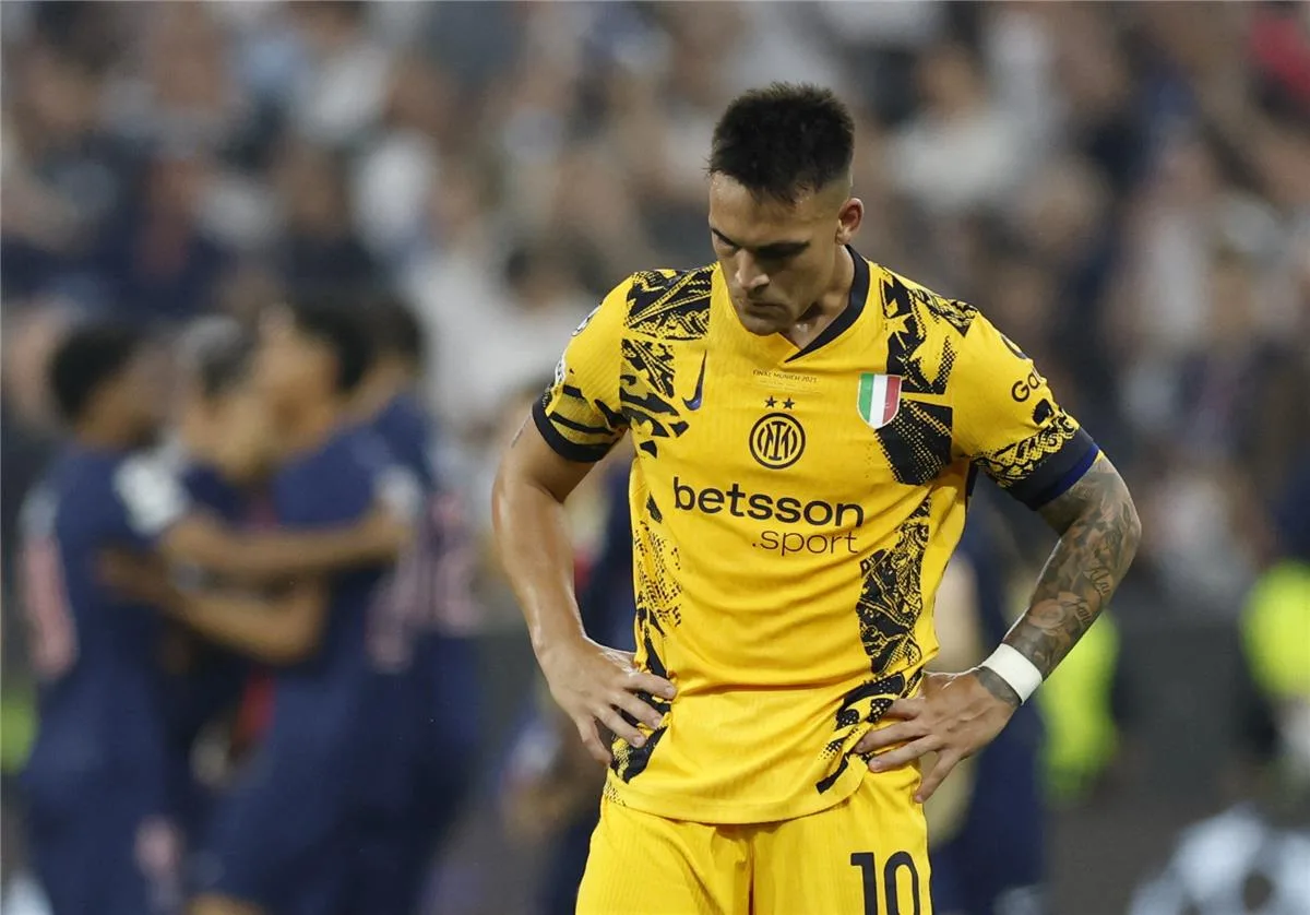 لاوتارو مارتينيز يعبّر عن فخره بعد خسارة إنتر ميلان في نهائي دوري أبطال أوروبا