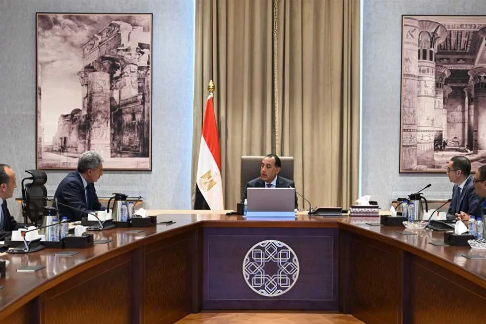 لتحفيز الاستثمارات الأجنبية المباشرة.. «مدبولي» يعرض الفرص الاستثمارية في مجالي السياحة والتراث. لتحفيز الاستثمارات الأجنبية المباشرة.. «مدبولي» يعرض الفرص الاستثمارية في مجالي السياحة والتراث.