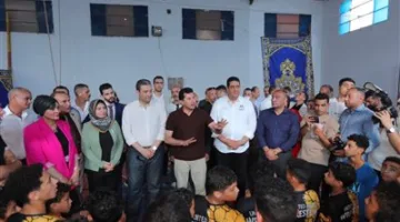 لتعزيز الصناعة.. وزير الشباب والرياضة يوافق على اقتراح أعضاء الشيوخ بتخصيص الأندية كمعارض للأثاث الدمياطي.