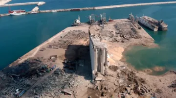 لتيسير عملية تخزين القمح.. حاصباني يلتقي وزير الأشغال لمناقشة إزالة الأنقاض من محيط أهراءات مرفأ بيروت