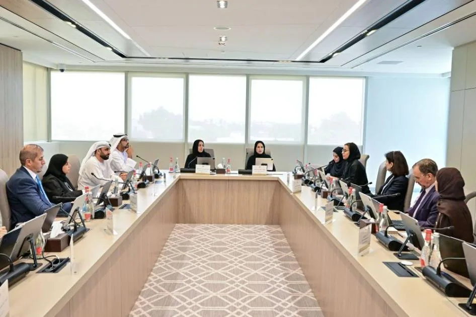 لجنة في «الوطني» تبحث استراتيجيات تعزيز أمان صناعة الأدوية لجنة في «الوطني» تبحث استراتيجيات تعزيز أمان صناعة الأدوية