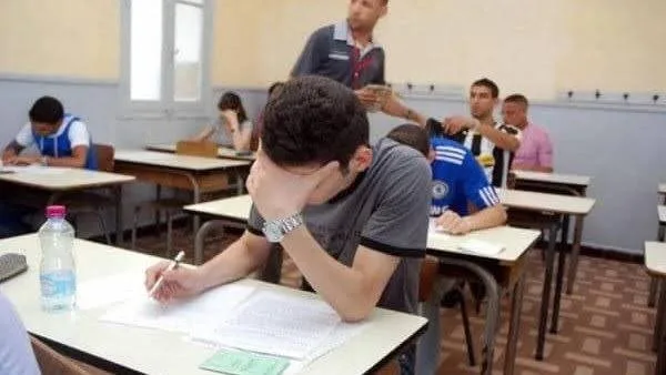 لحظات لا تُنسى: كيف تصف ذكرياتك مع المرحلة الثانوية؟ لحظات لا تُنسى: كيف تصف ذكرياتك مع المرحلة الثانوية؟