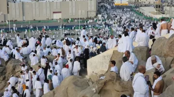 لحظات من وصول حجاج بيت الله إلى عرفات لأداء الشعيرة الكبرى للحج