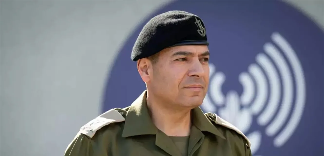 لحظة الهجوم الإيراني: ماذا حدث مع متحدث الجيش الإسرائيلي؟