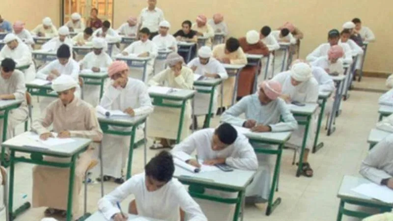 للطلاب والعاملين: اكتشف العقوبات المفروضة على انتهاك نظام الامتحانات في الإمارات