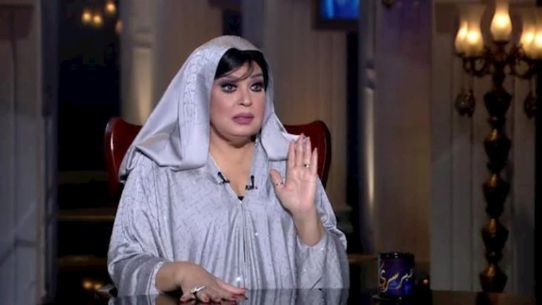 لماذا نصحت فيفي عبده متابعيها بـ”احمل زجاجة خل عند ذهابك إلى الساحل”؟ لماذا نصحت فيفي عبده متابعيها بـ”احمل زجاجة خل عند ذهابك إلى الساحل”؟