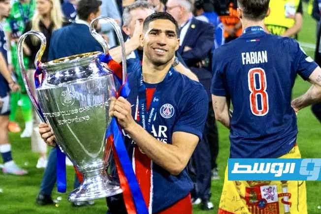 «ليكيب» تختار حكيمي كمرشح لجائزة أفضل لاعب أفريقي «ليكيب» تختار حكيمي كمرشح لجائزة أفضل لاعب أفريقي