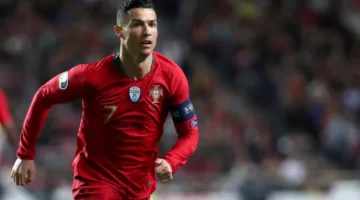 مؤتمر صحفي لكريستيانو رونالدو قبل مباراة البرتغال ضد إسبانيا في نهائي دوري الأمم الأوروبية