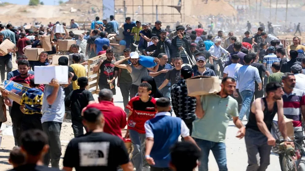 مؤسسة «غزة الإنسانية» تعلن عن وقف توزيع المواد بعد حوادث إطلاق النار مؤسسة «غزة الإنسانية» تعلن عن وقف توزيع المواد بعد حوادث إطلاق النار