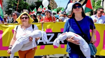 مئات الآلاف من المحتجين في روما يعبرون عن عدم رضاهم حيال “تواطؤ” الحكومة في النزاع في غزة