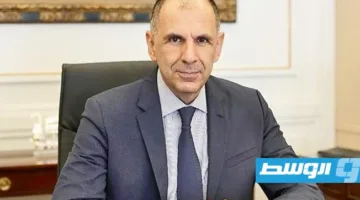 ما الذي ينتظرنا من زيارة وزير الخارجية اليوناني إلى طرابلس وبنغازي؟