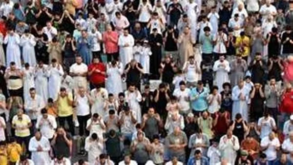 ما هو حكم صلاة الجمعة عندما تت coincides مع عيد? ما هو حكم صلاة الجمعة عندما تت coincides مع عيد?
