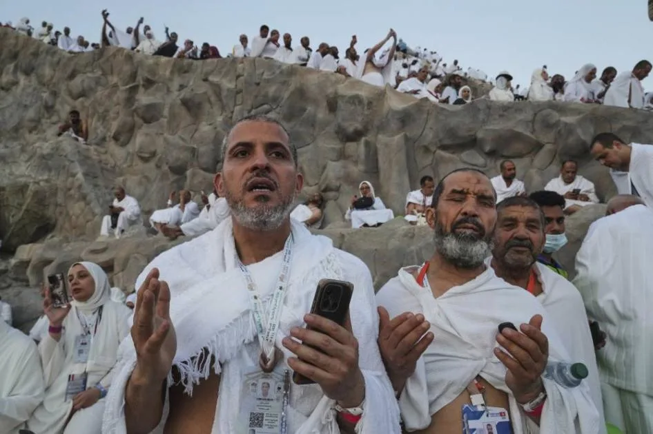 ما هي أنشطة الحاج في يوم عرفة؟ ما هي أنشطة الحاج في يوم عرفة؟