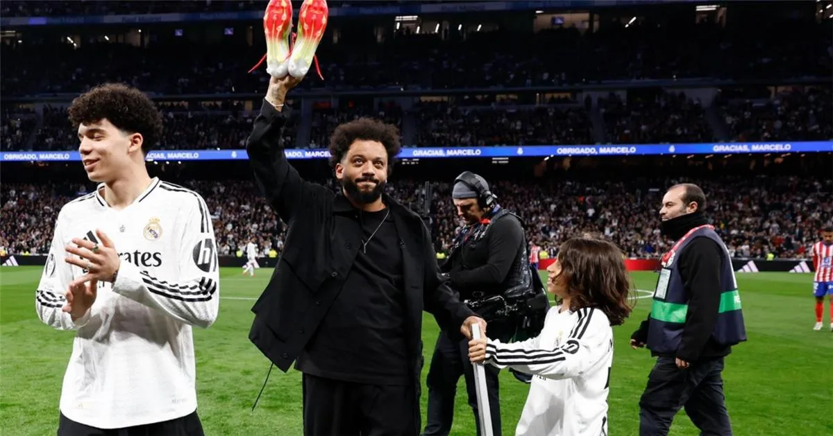 مارسيلو يقترح على ريال مدريد صفقتين من باريس سان جيرمان وبطل كأس العالم للأندية.