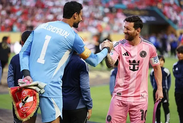 مباشر – الأهلي 0 × 0 إنتر ميامي: زيزو يحل بدلاً من إمام وتريزيجيه يشكل خطرًا على المرمى مباشر – الأهلي 0 × 0 إنتر ميامي: زيزو يحل بدلاً من إمام وتريزيجيه يشكل خطرًا على المرمى