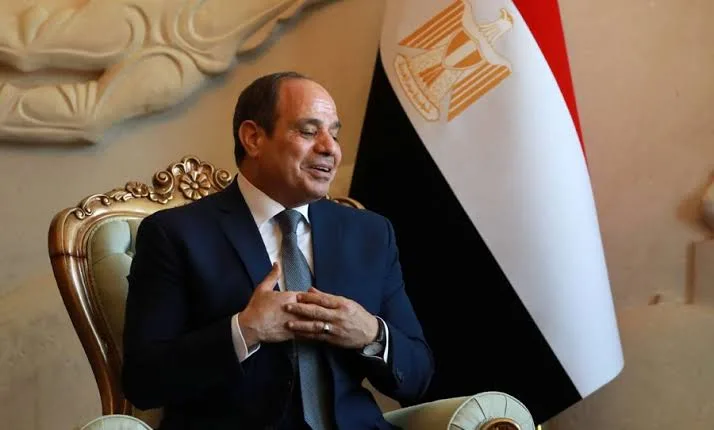 بيراميدز يعبّر عن امتنانه للرئيس السيسي على الدعم بعد إحراز لقب دوري الأبطال بيراميدز يعبّر عن امتنانه للرئيس السيسي على الدعم بعد إحراز لقب دوري الأبطال