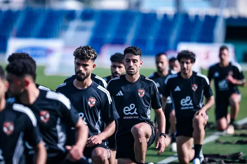 “محاضرة فيديو من ريبيرو” … الأهلي يواصل تدريباته في أمريكا.