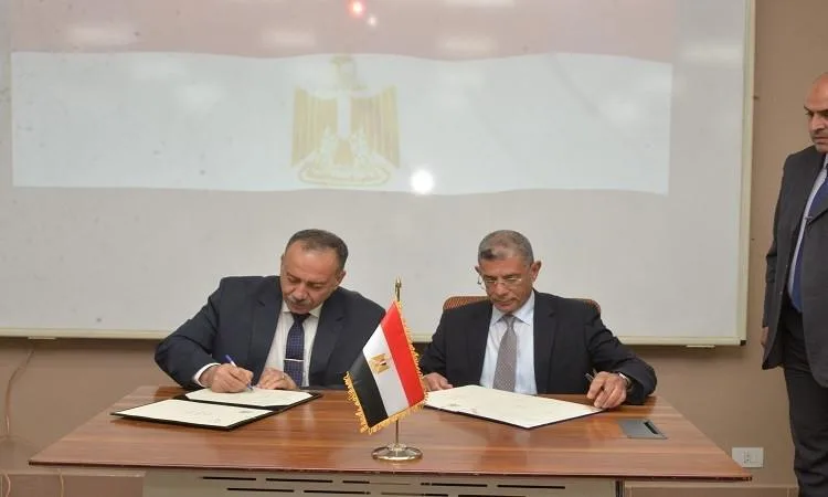 محافظ أسيوط يبرم اتفاقية شراكة مع الهيئة الوطنية للفضاء