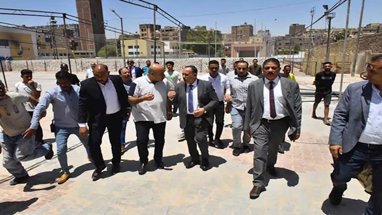 محافظ أسيوط يراقب الأعمال النهائية لسوق المجذوب الحضاري الجديد – صور محافظ أسيوط يراقب الأعمال النهائية لسوق المجذوب الحضاري الجديد – صور