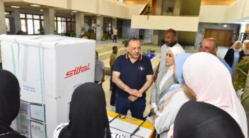 محافظ أسيوط يقدّم جهاز عروس لفتاة تستعد للزواج