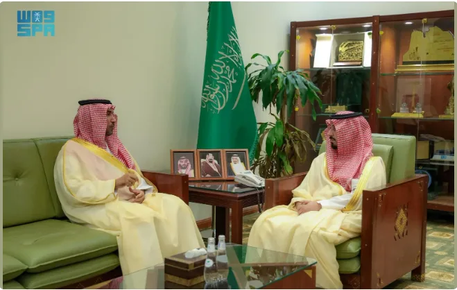 محافظ الخرج يلتقي برئيس جامعة الأمير سطام ويتبادل التهاني بمناسبة عيد الأضحى محافظ الخرج يلتقي برئيس جامعة الأمير سطام ويتبادل التهاني بمناسبة عيد الأضحى