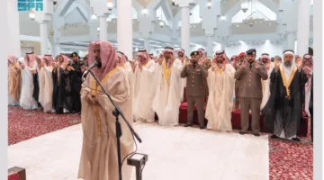 محافظ الدرعية يقيم صلاة عيد الأضحى