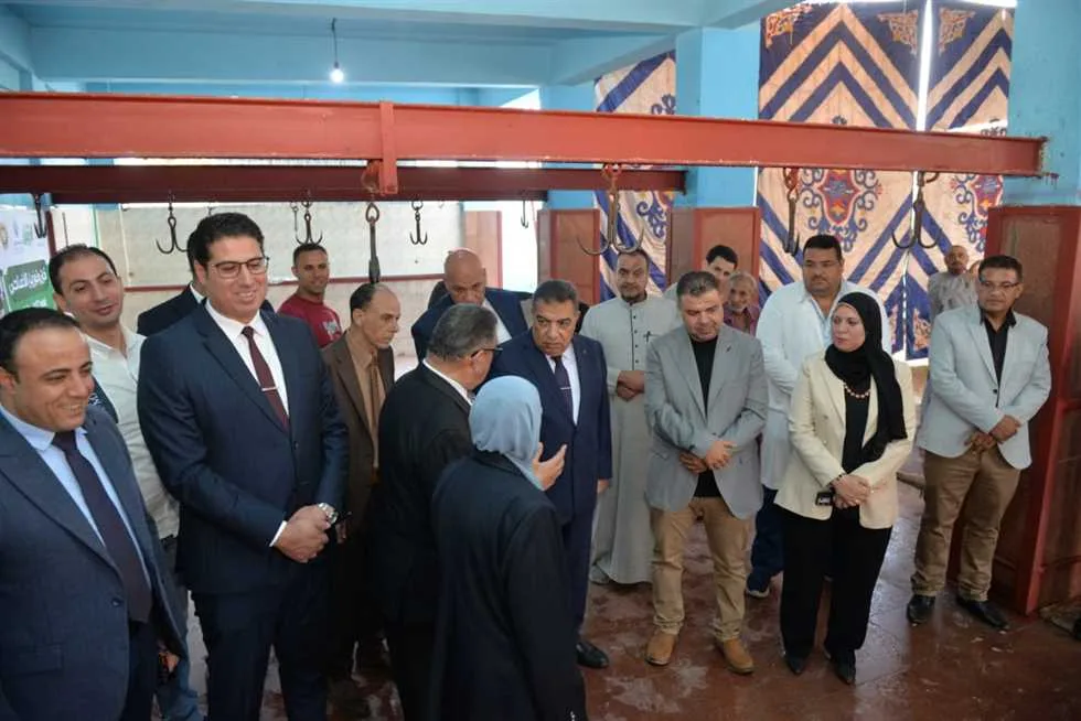 محافظ الدقهلية يشرف على ذبح الأضاحي في مجزر طنامل لتوزيعها على الأسر المحتاجة. محافظ الدقهلية يشرف على ذبح الأضاحي في مجزر طنامل لتوزيعها على الأسر المحتاجة.
